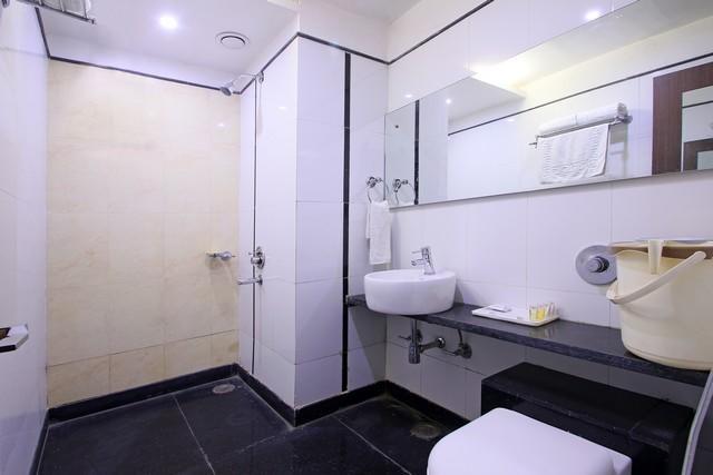 Hotel Sheela Shree Plaza Jhānsi Extérieur photo