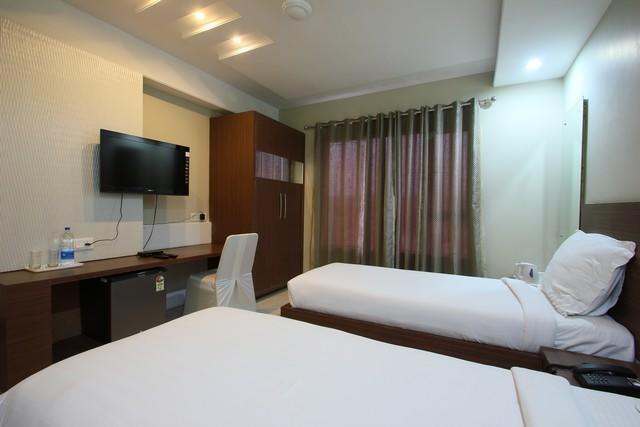 Hotel Sheela Shree Plaza Jhānsi Extérieur photo