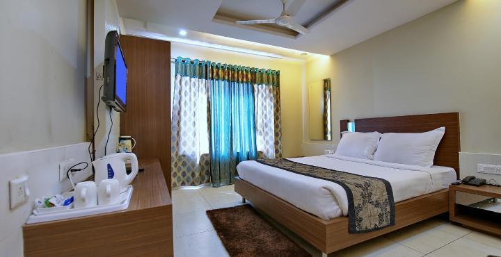 Hotel Sheela Shree Plaza Jhānsi Extérieur photo