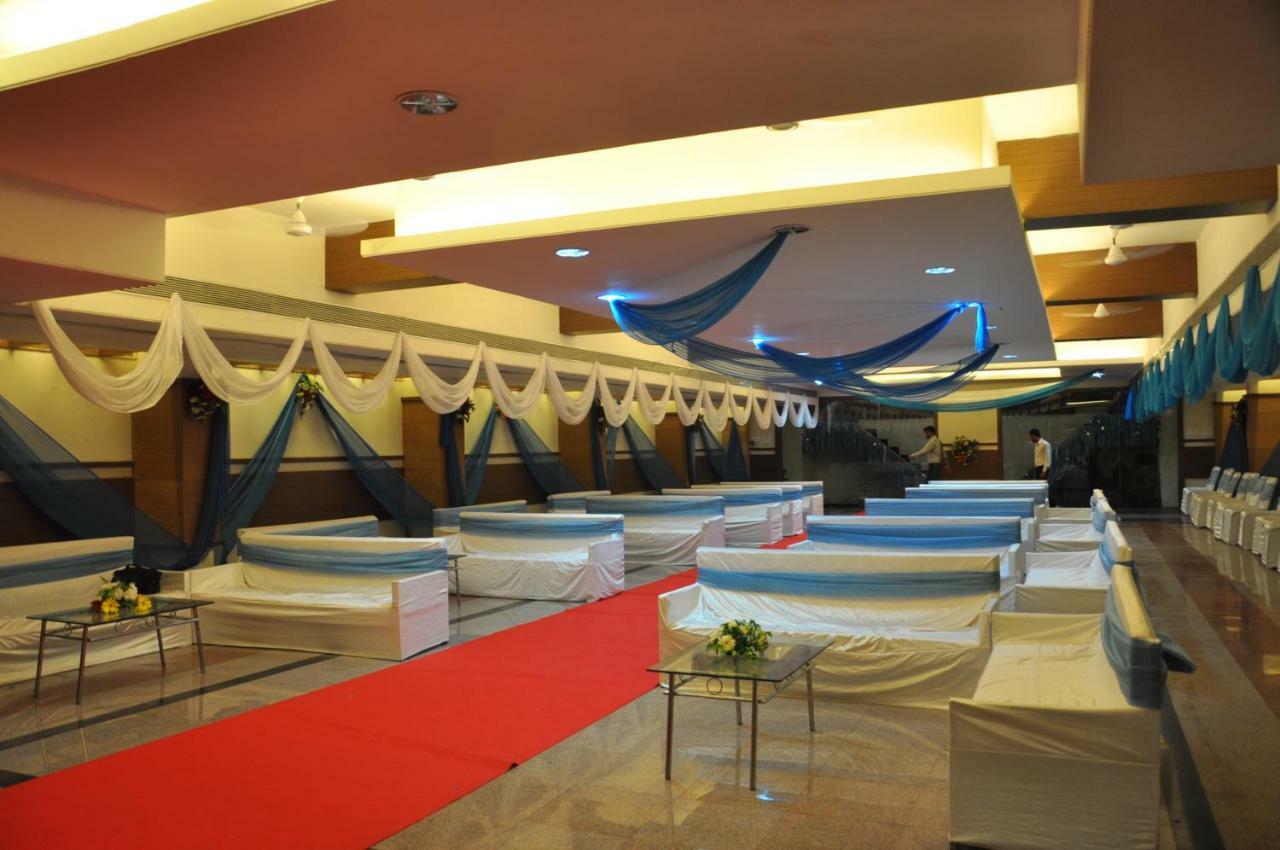 Hotel Sheela Shree Plaza Jhānsi Extérieur photo